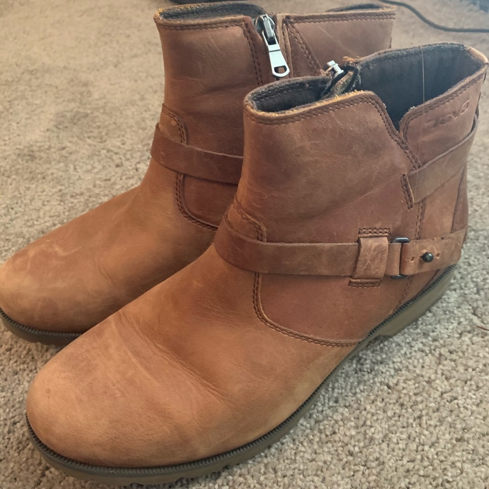 Teva boots